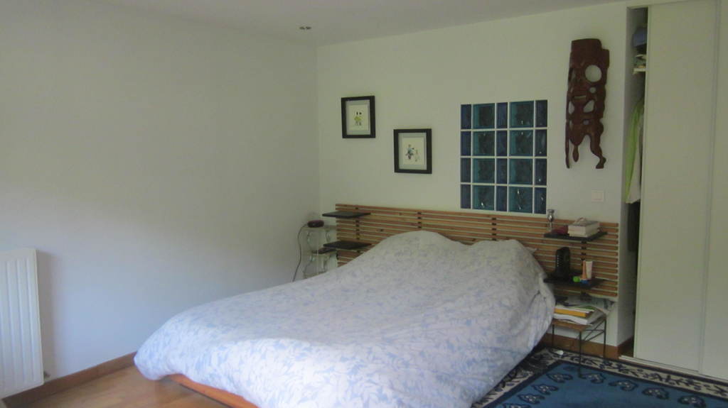 bedroom on the ground floor, chambre en rez de chaussée