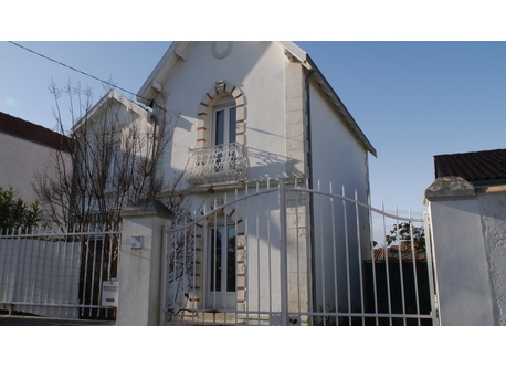 Front of the house North Beach 
