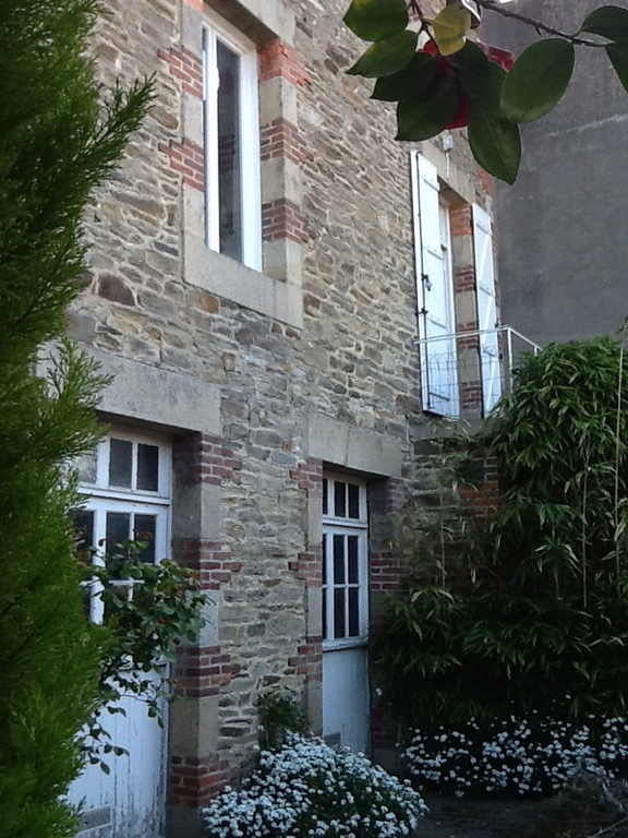 vue du jardin, situé plein sud