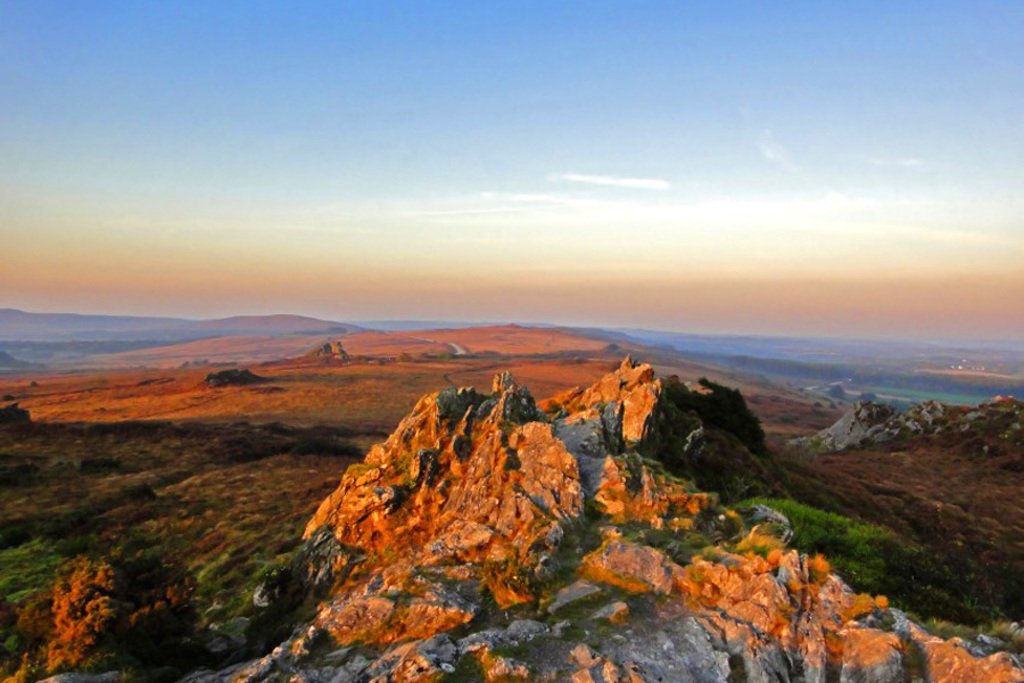 discover the heart of Brittany,also called the Black mountains.