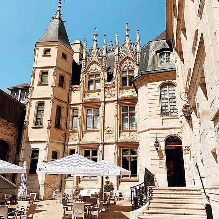 Hotel de Bourgtheroulde