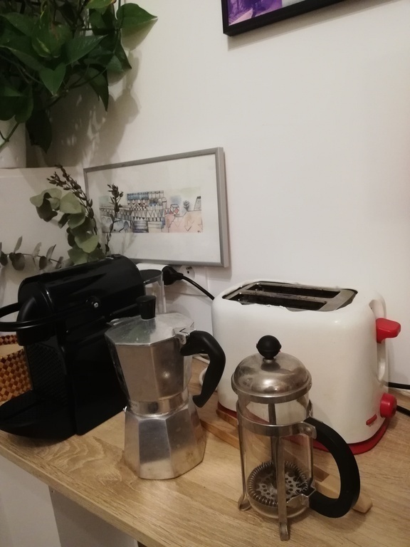 la cuisine/cafetière italienne/Nespresso au choix !