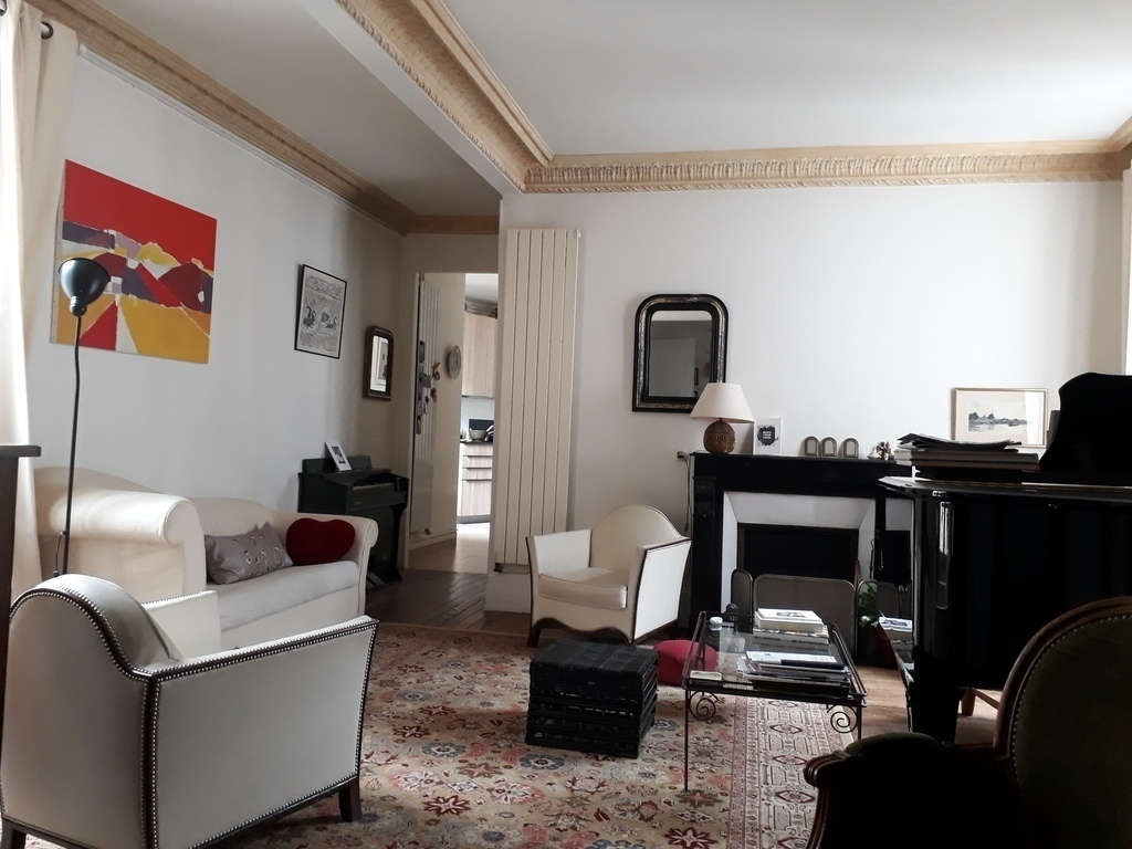 le salon avec piano à queue