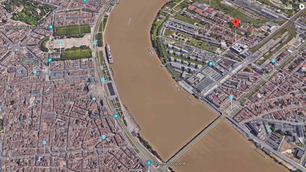 Les quais de Bordeaux, avec la maison / Die Kais von Bordeaux, mit dem Haus