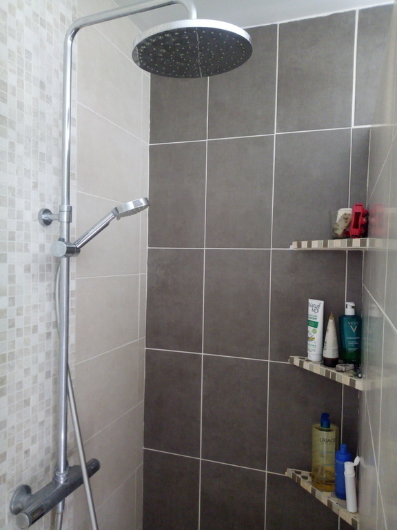 Bathroom ground floor