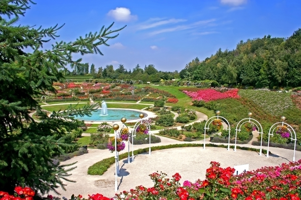 Colline aux Oiseaux Park in Caen