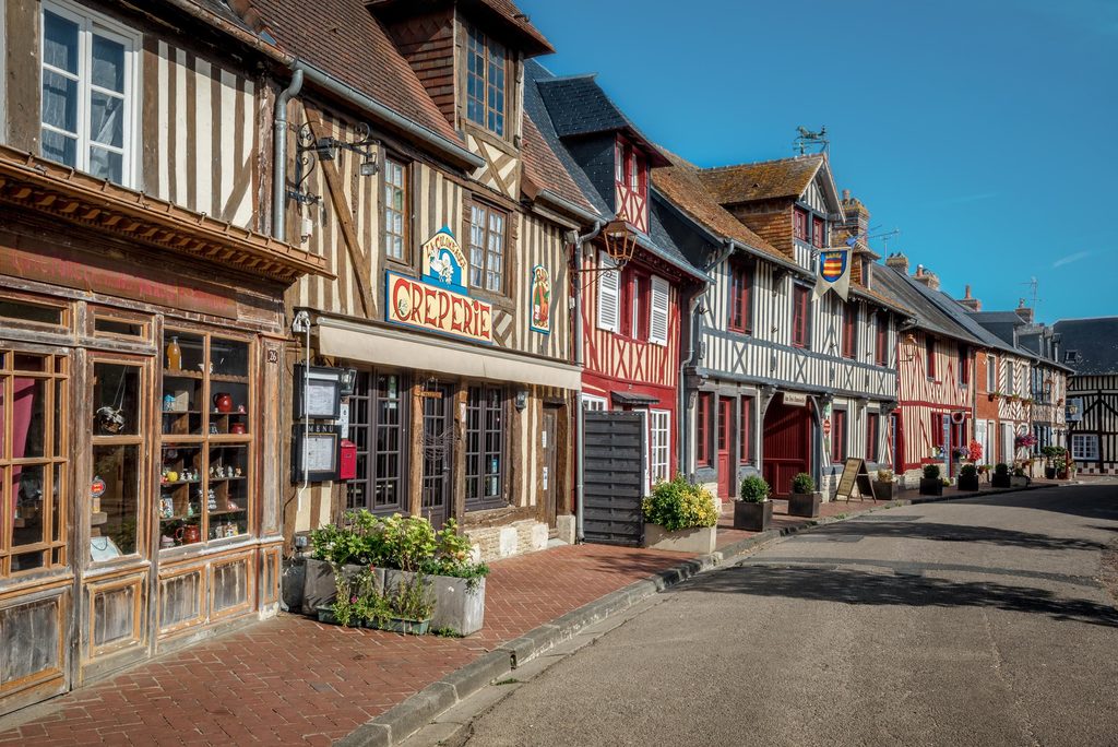Beuvron en Auge - one the the most beautiful villages in France - 30 minutes by car