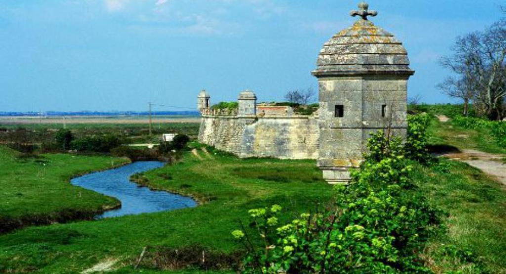 Exemple de fortification Vauban :  Brouage,ancienne place forte