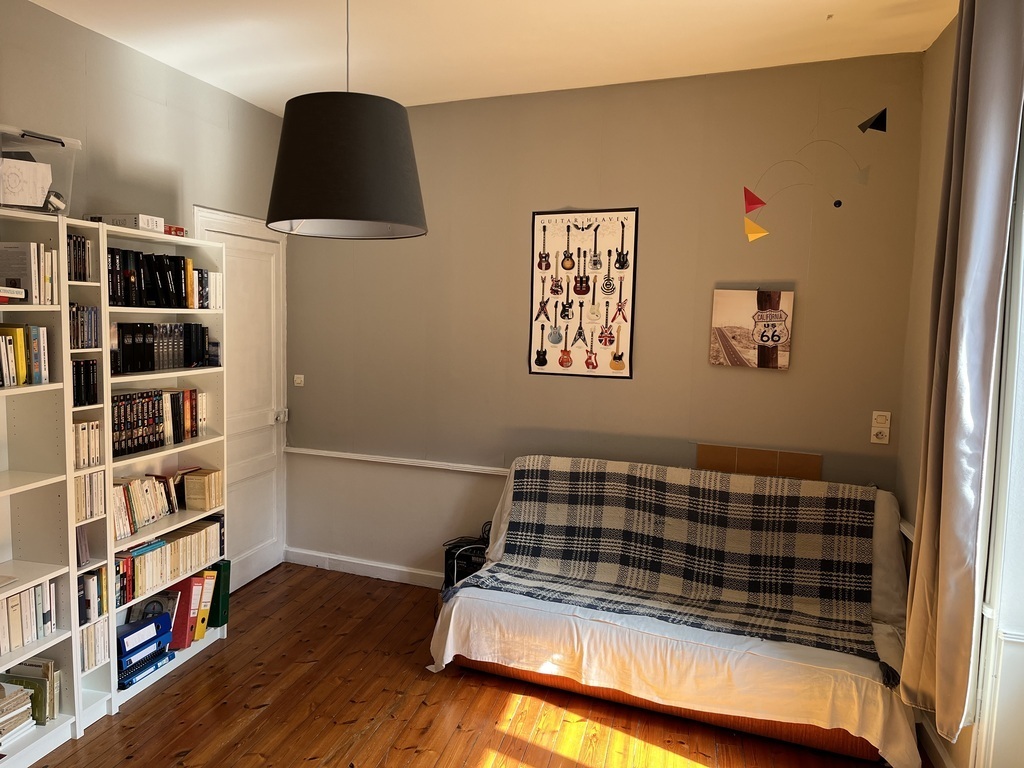 The study 1st floor with a convertible sofa