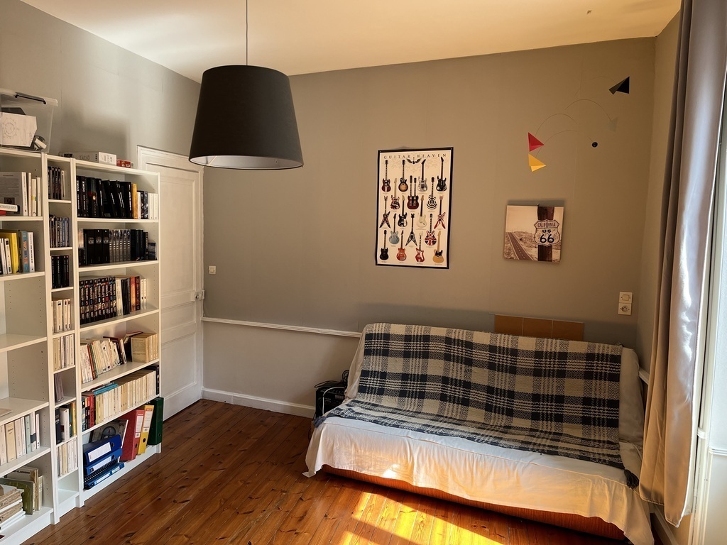 The study 1st floor with a convertible sofa