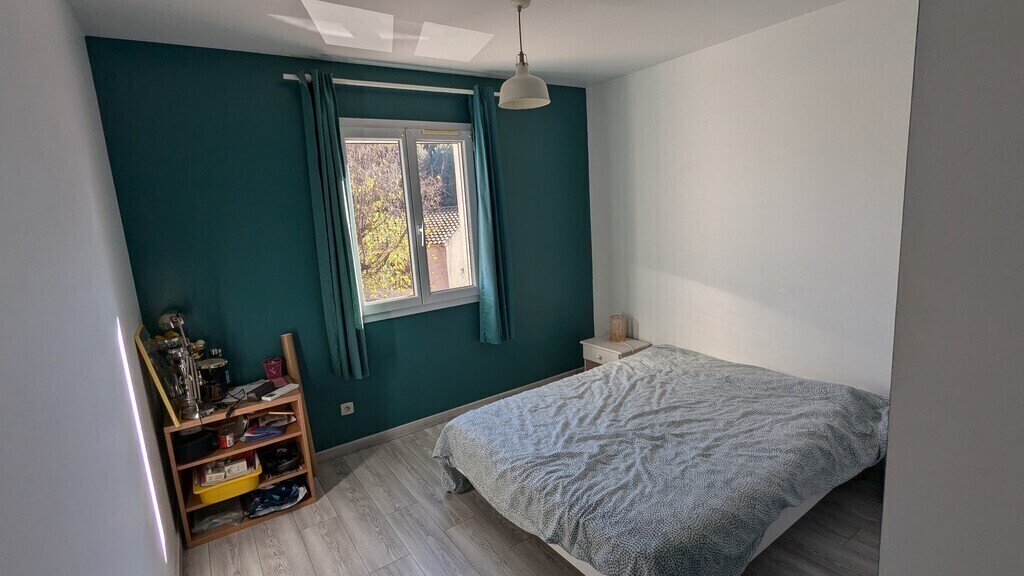 >Room 4