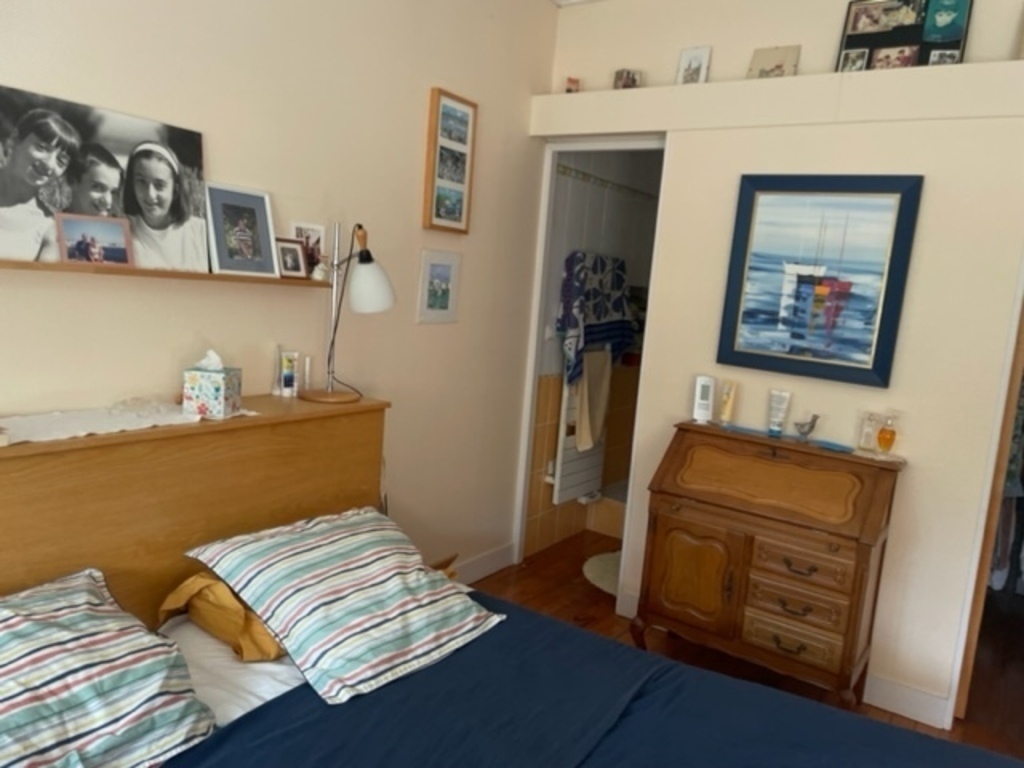 chambre parentale ; douche