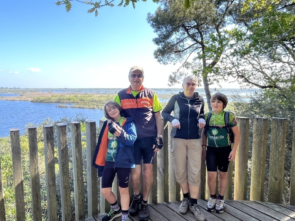 sur la flow vélo avec Paul et Baptiste , d'arcachon à Saint Palais sur mer , 170 km