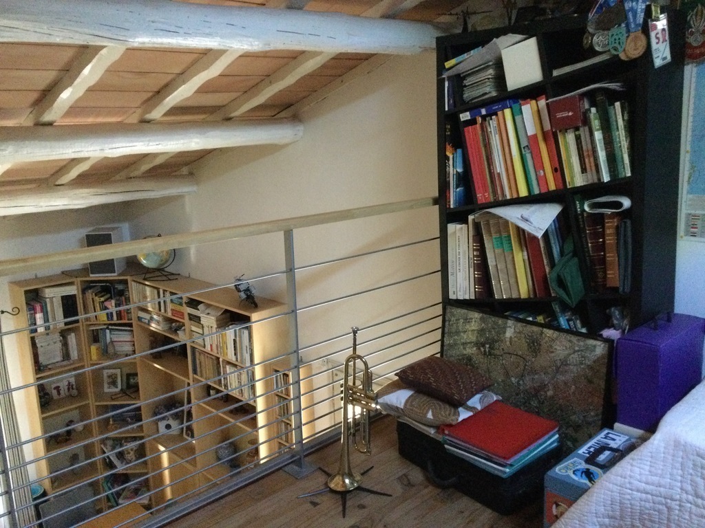 Mezzanine 