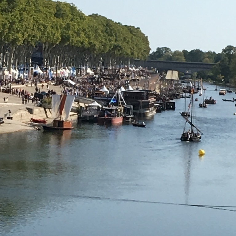 Orléans : fêtes de Loire , fin septembre