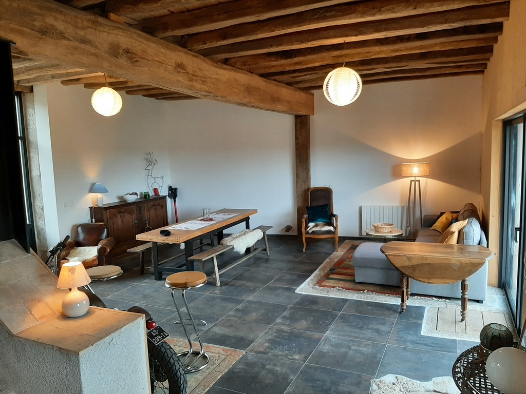 inside entrance living room