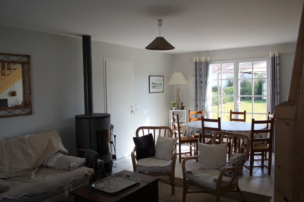 Living room + dinning room