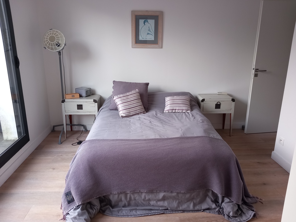 Parents bedroom with privat bathroom and access to terrase