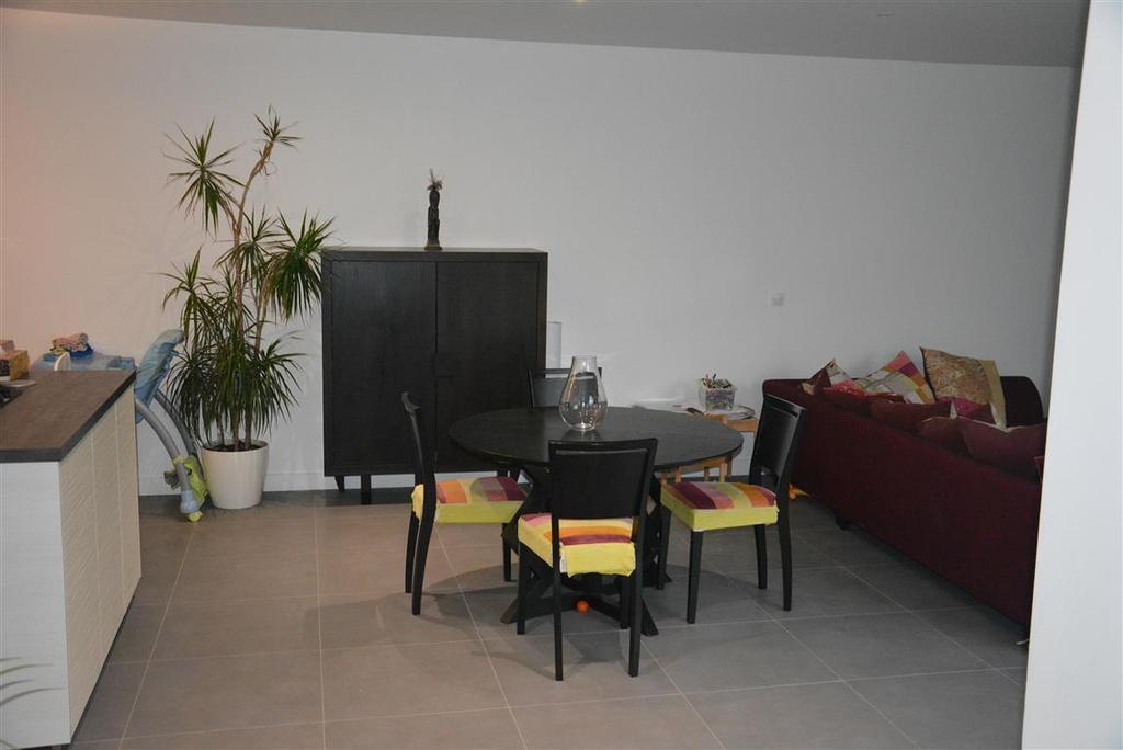 main room - dining corner