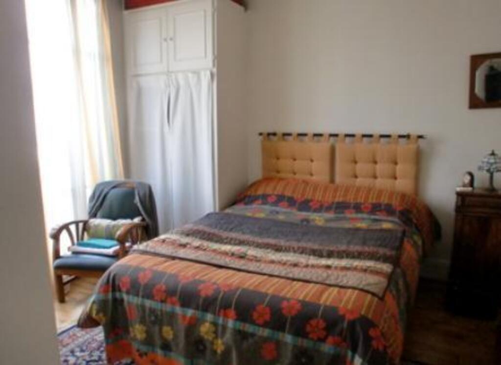 bedroom with double bed