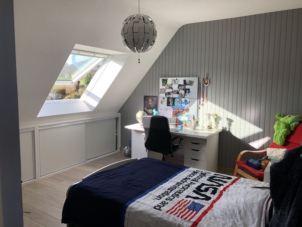 chambre de Samuel avec lit 120 cm