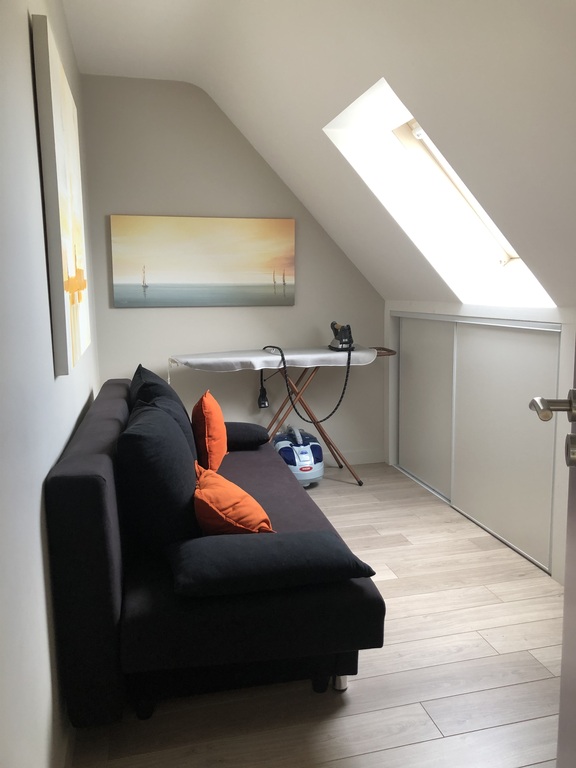 la chambre d'amis avec canapé-lit 140 cm