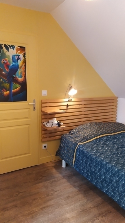 Abel's bedroom (1st floor)