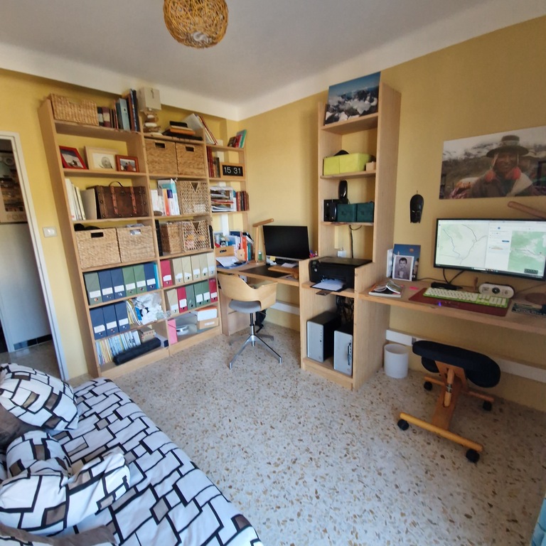 friend's room and office!