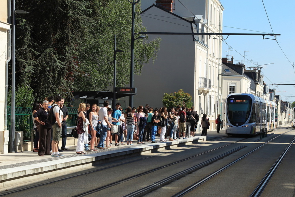 Our Tramway stop at 10' of Ralliement