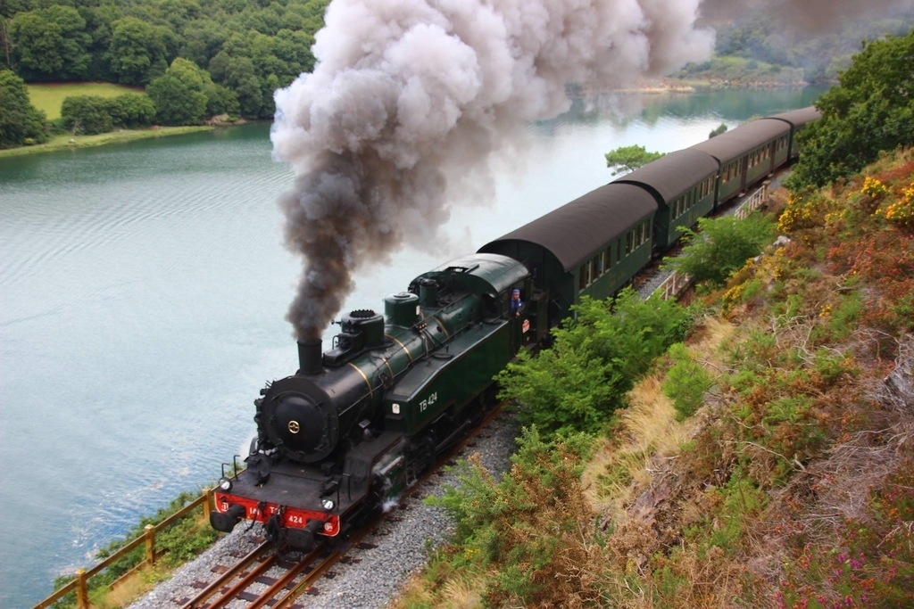 Vapeur du Trieux 40 min by car