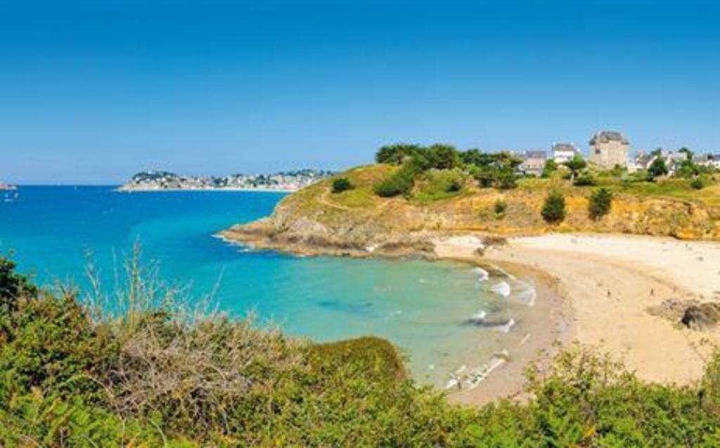 Pléneuf (35 min by car)