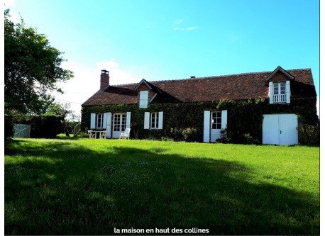 "It is a green house on the top of the hill" Song of Maxime Le Forestier