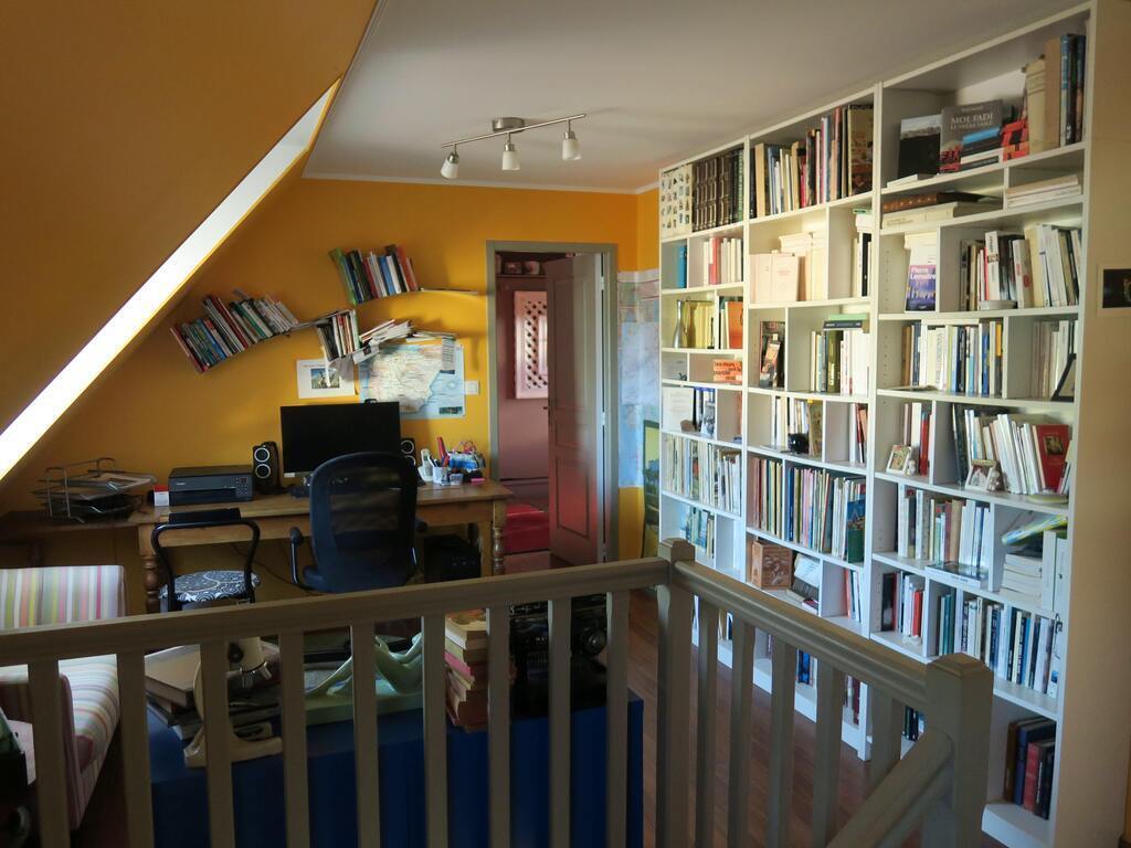 Bureau bibliothèque