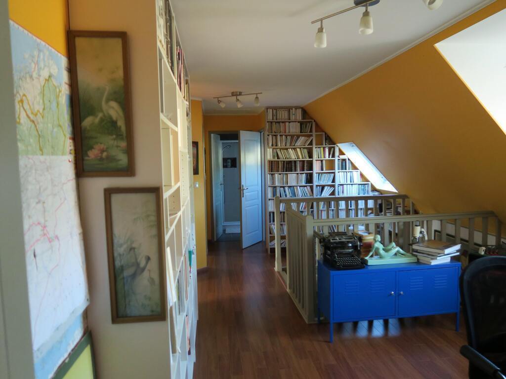 Bureau bibliothèque