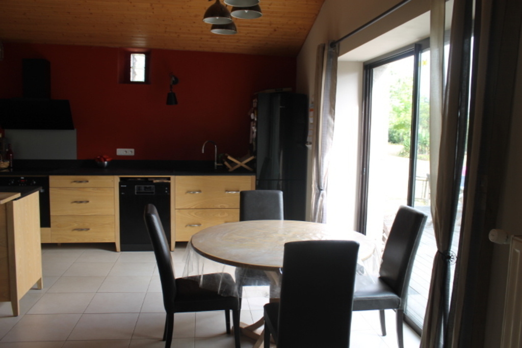 Our favorite room: the kitchen!