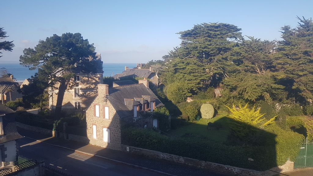 l appartement a une belle vue sur mer