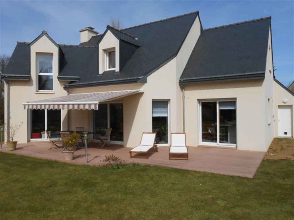 Garden side house view