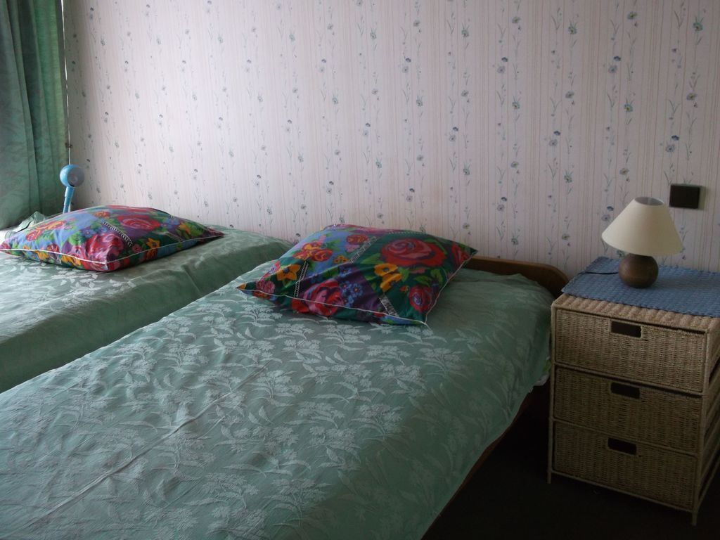 chambre à 2 lits / bedroom with 2 beds