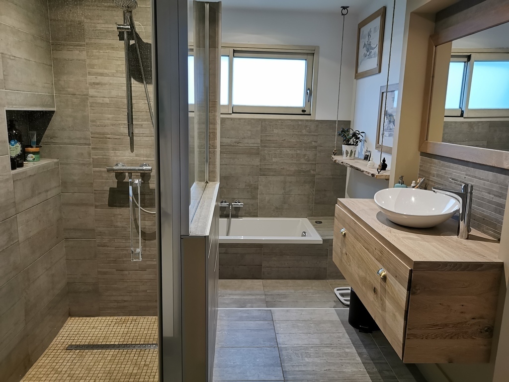 Salle de bain parentale