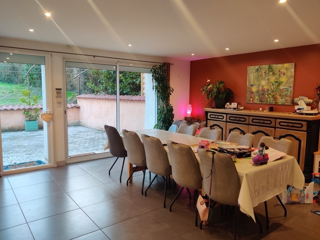 The Dining Room (1st floor)