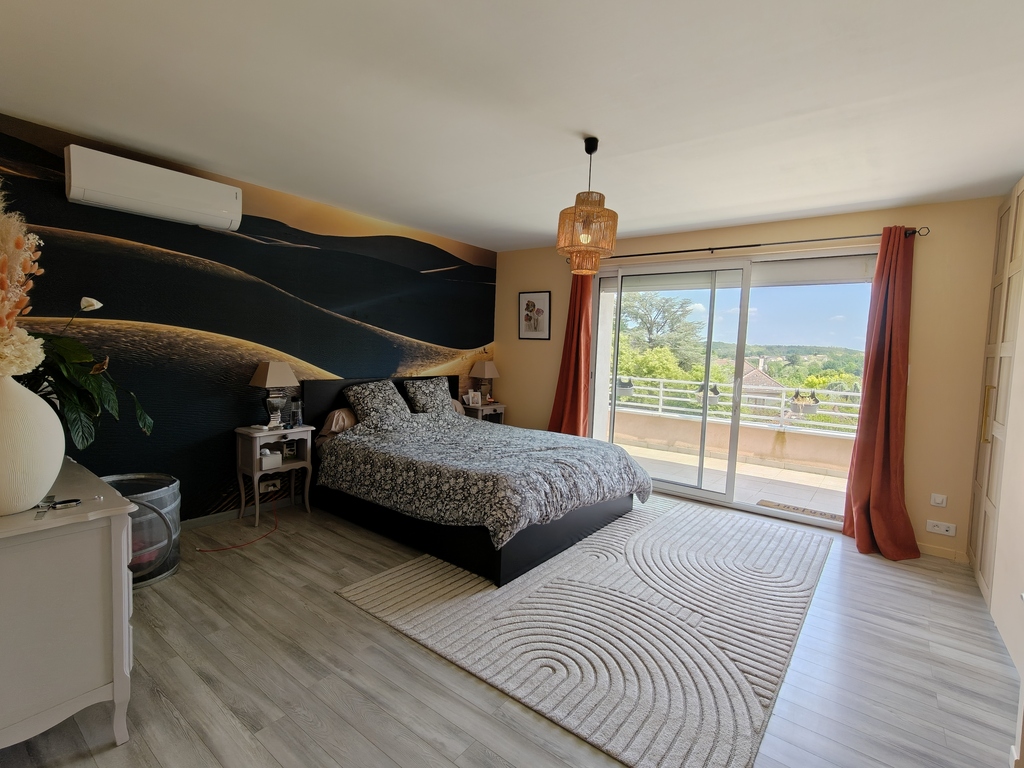 The Master Bedroom (2nd floor)