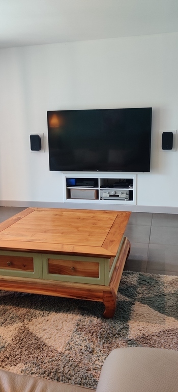 The living room (1st floor)