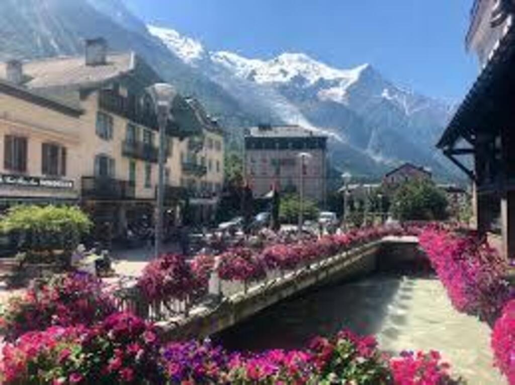 Chamonix Alps 2h away