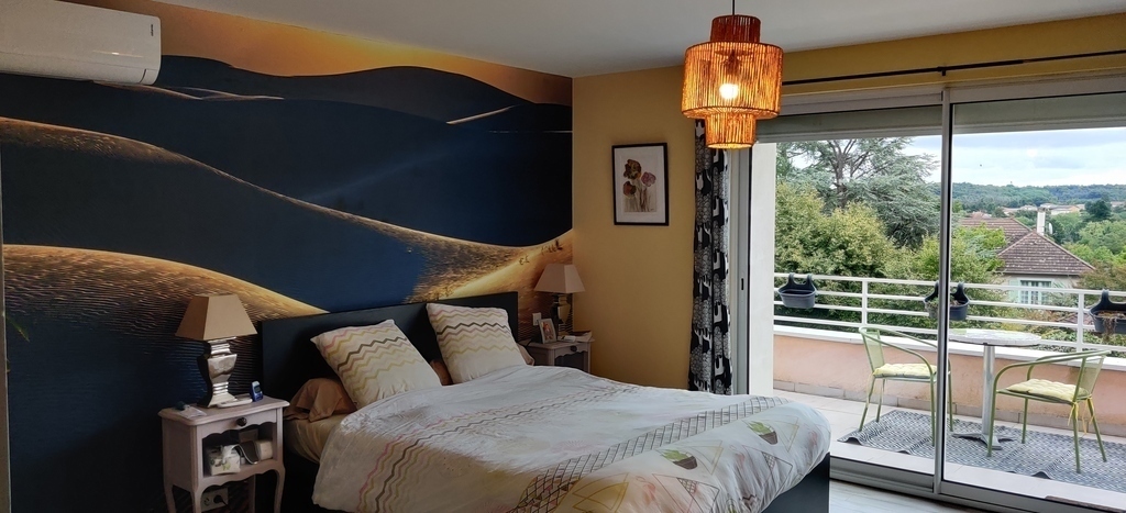 The Master Bedroom (2nd floor)