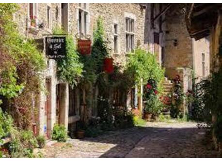 Pérouges