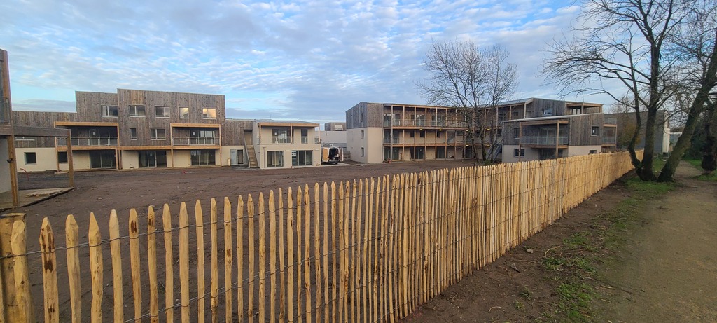 Notre maison fait partie d'un habitat participatif de 33 foyers.