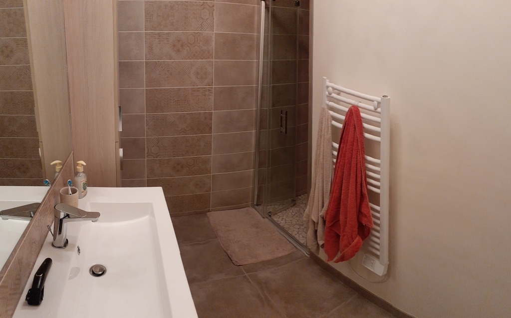 Shower room of the downstairs room