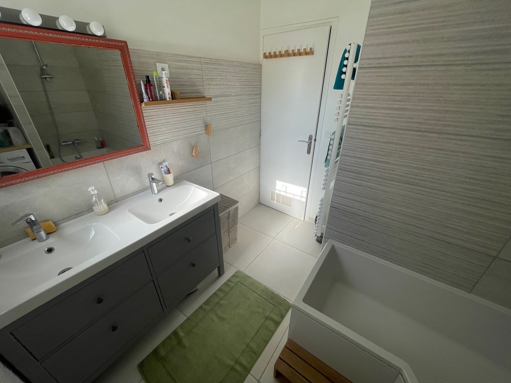 bathroom - first floor