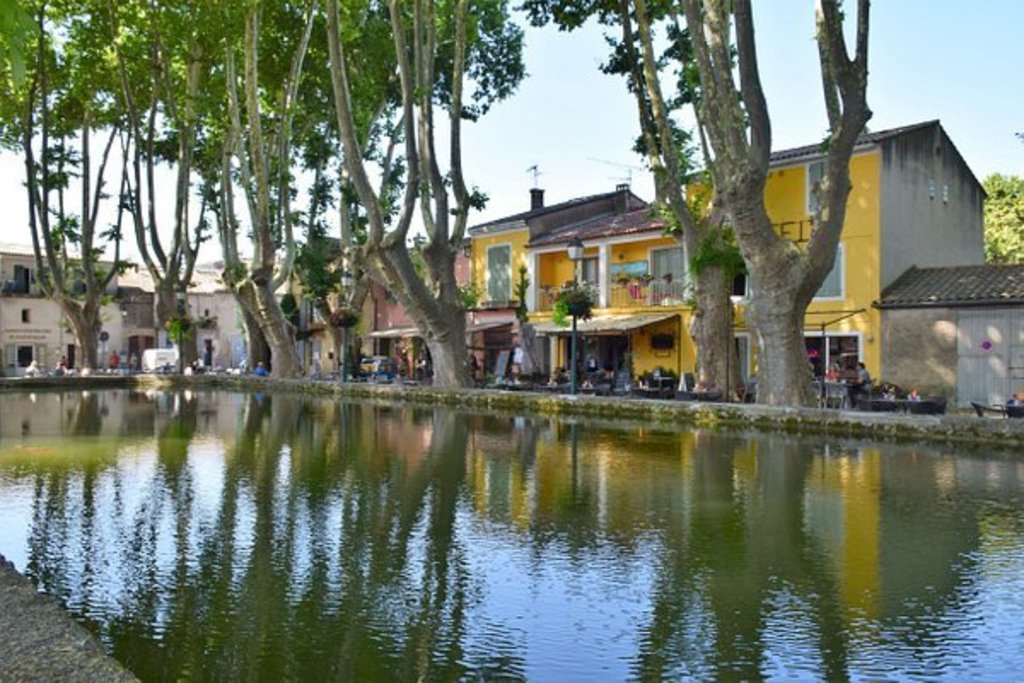 Cucuron village in Luberon (13 kms from Pertuis)