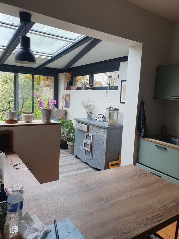 Vue de la véranda à partir de la cuisine